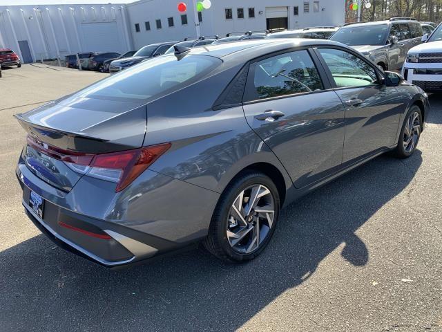 new 2025 Hyundai Elantra car, priced at $23,955