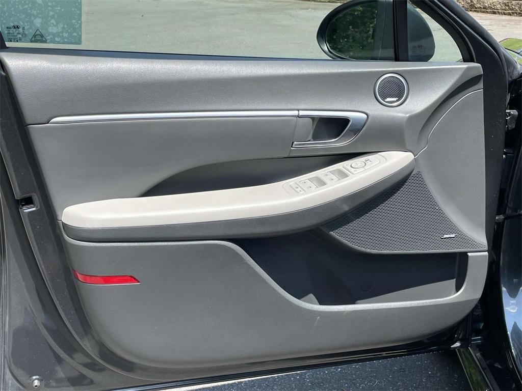 used 2022 Hyundai Sonata Hybrid car, priced at $17,633