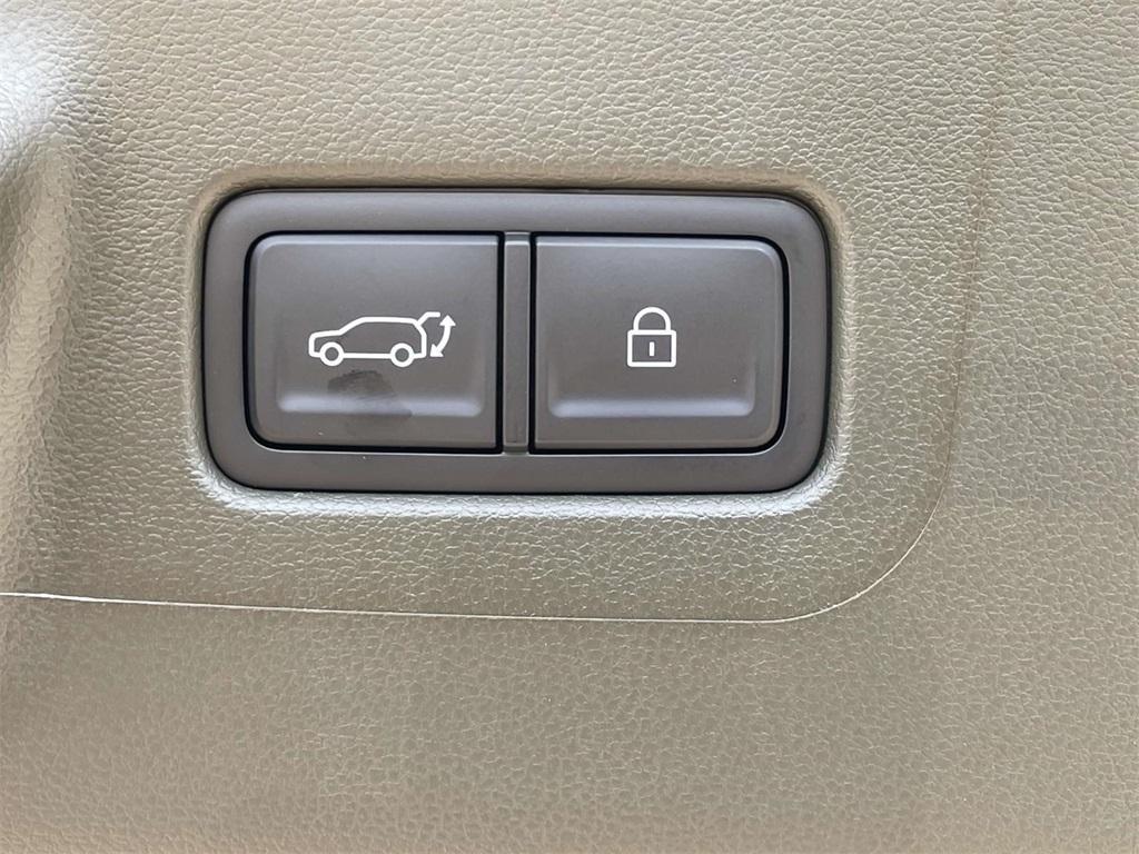 new 2025 Hyundai SANTA FE HEV car, priced at $47,801