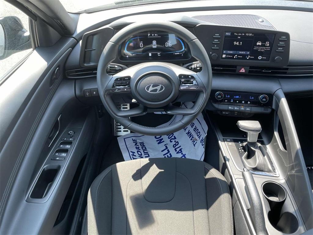 new 2025 Hyundai Elantra car, priced at $24,292