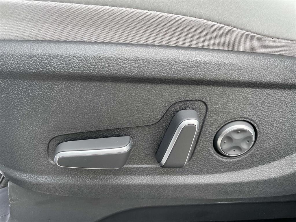 new 2025 Hyundai Palisade car, priced at $47,824