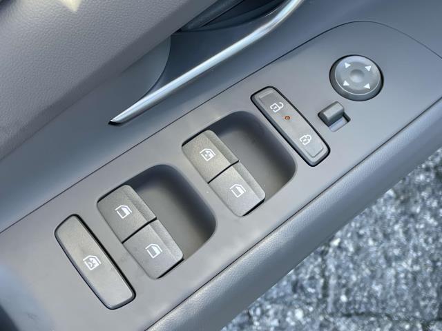 new 2025 Hyundai Elantra car, priced at $27,219
