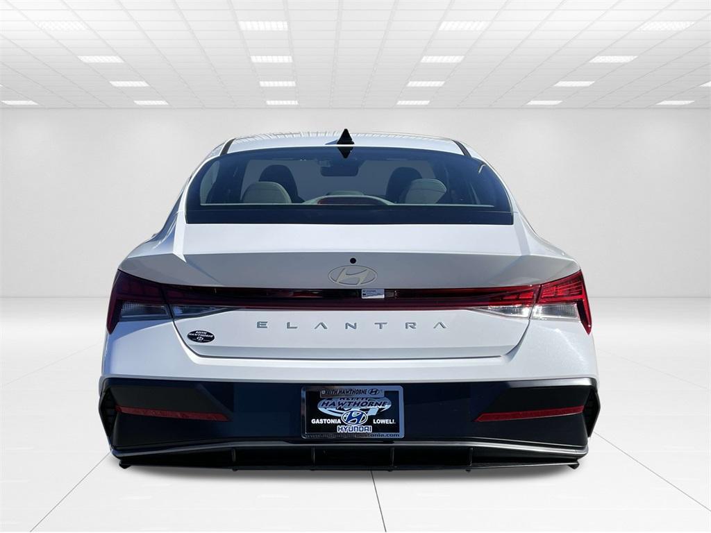 new 2025 Hyundai Elantra car, priced at $27,219