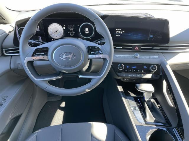 new 2025 Hyundai Elantra car, priced at $27,219