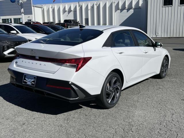 new 2025 Hyundai Elantra car, priced at $27,219