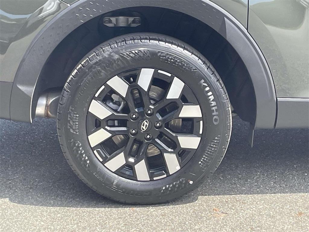 new 2026 Hyundai SANTA CRUZ car, priced at $32,800