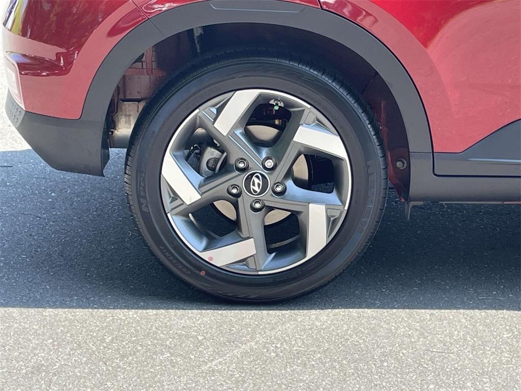new 2025 Hyundai Venue car, priced at $25,370
