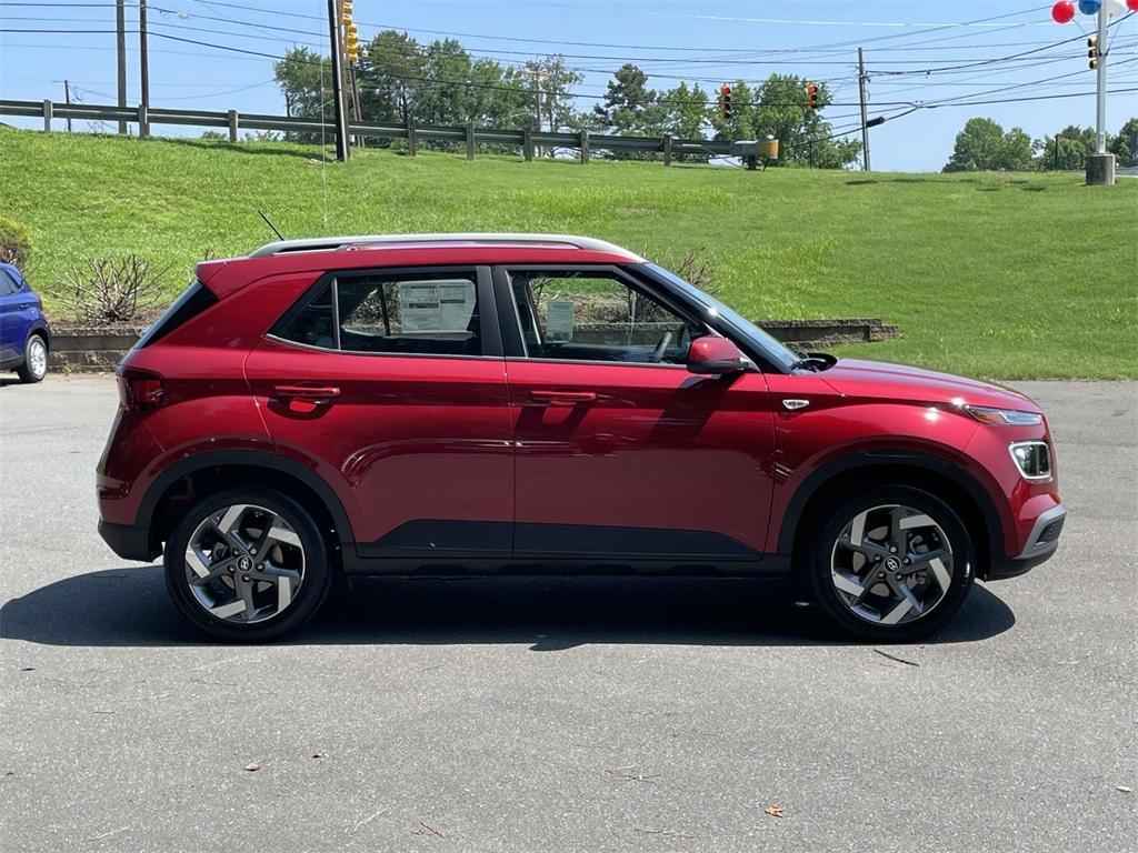 new 2025 Hyundai Venue car, priced at $25,370