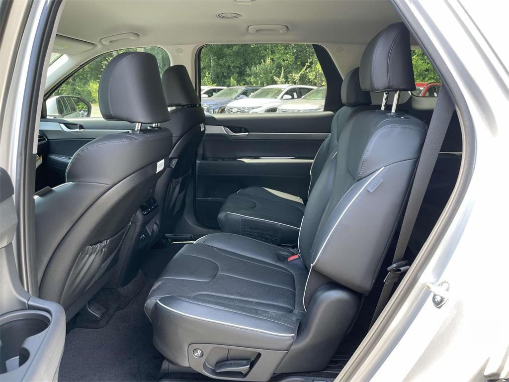 new 2025 Hyundai Palisade car, priced at $40,418