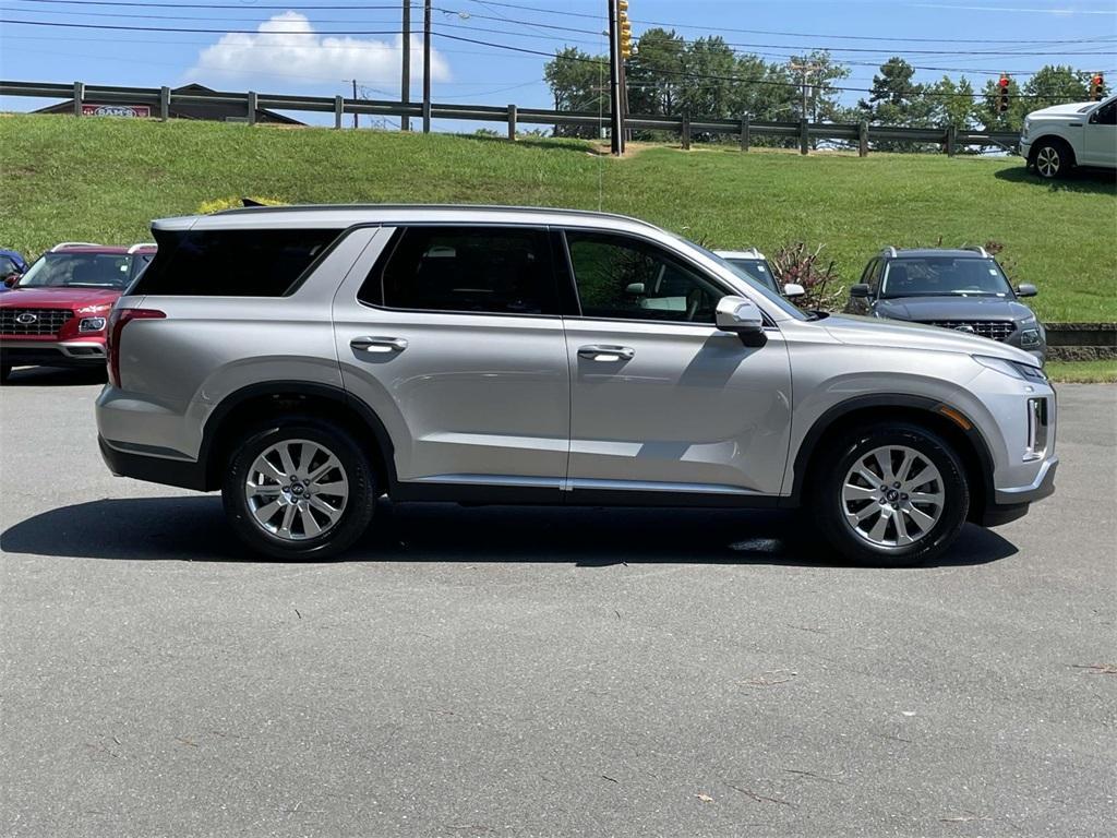 new 2025 Hyundai Palisade car, priced at $40,418