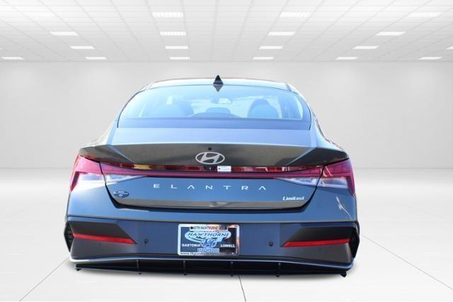 new 2024 Hyundai Elantra car, priced at $28,365