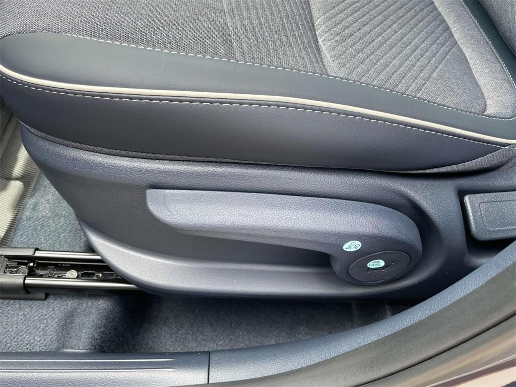 new 2025 Hyundai Venue car, priced at $24,456