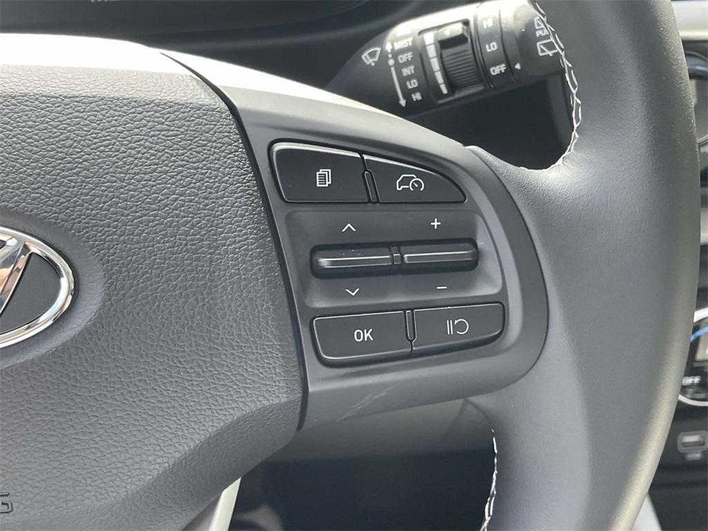 new 2025 Hyundai Venue car, priced at $23,862