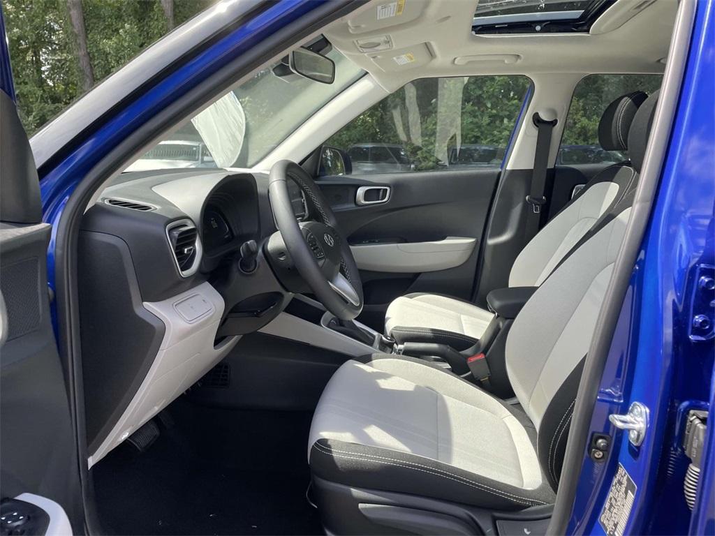 new 2025 Hyundai Venue car, priced at $23,862
