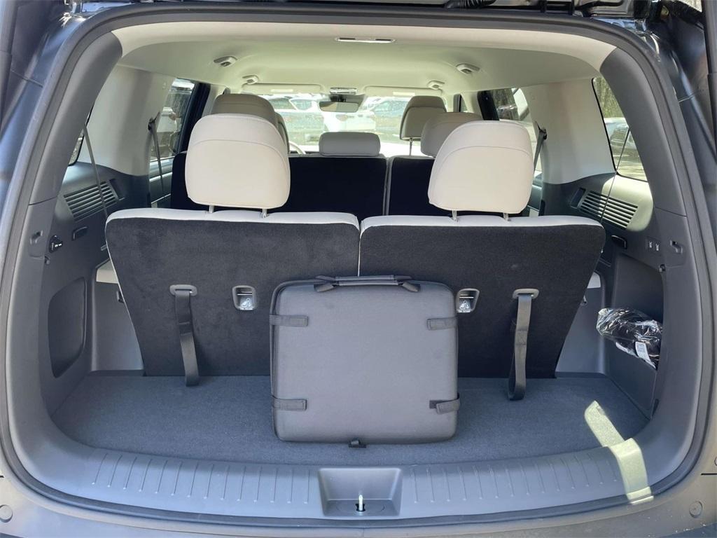 used 2025 Hyundai Santa Fe car, priced at $33,724