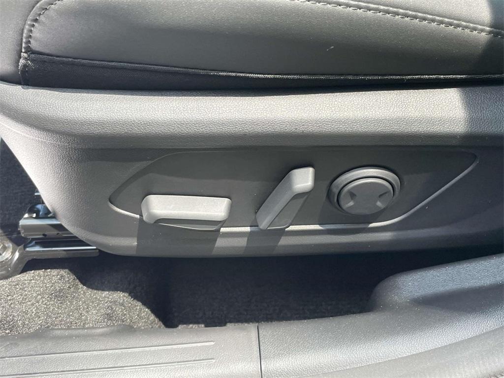 new 2025 Hyundai TUCSON Hybrid car, priced at $38,314