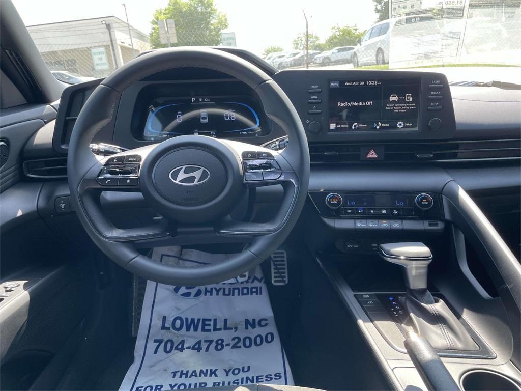 new 2025 Hyundai Elantra car, priced at $25,065