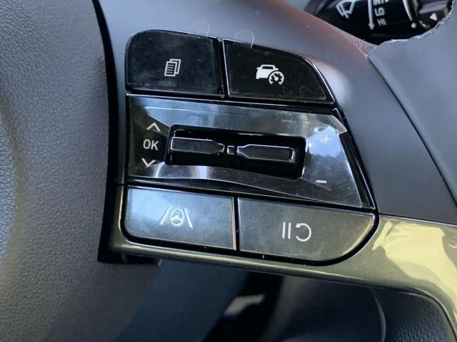 new 2025 Hyundai Elantra car, priced at $23,698