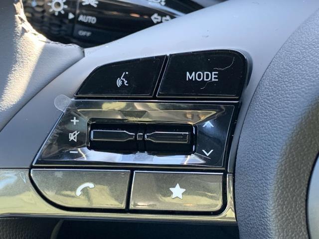 new 2025 Hyundai Elantra car, priced at $23,698