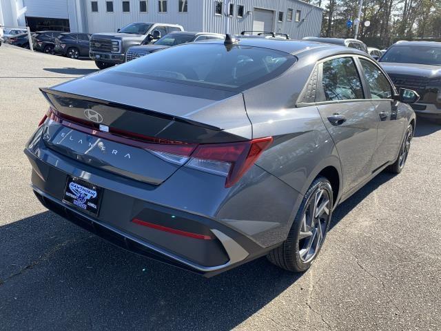 new 2025 Hyundai Elantra car, priced at $23,698