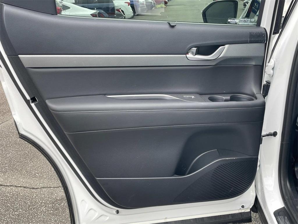 used 2025 Hyundai Palisade car, priced at $43,672