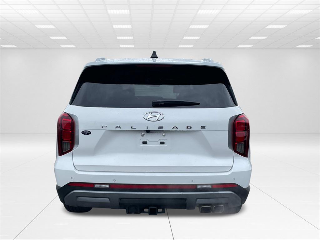 used 2025 Hyundai Palisade car, priced at $43,672