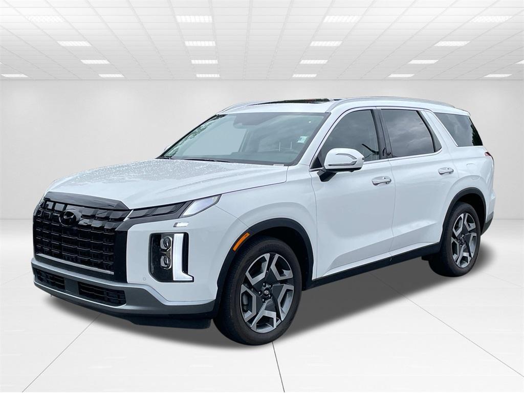 used 2025 Hyundai Palisade car, priced at $43,672