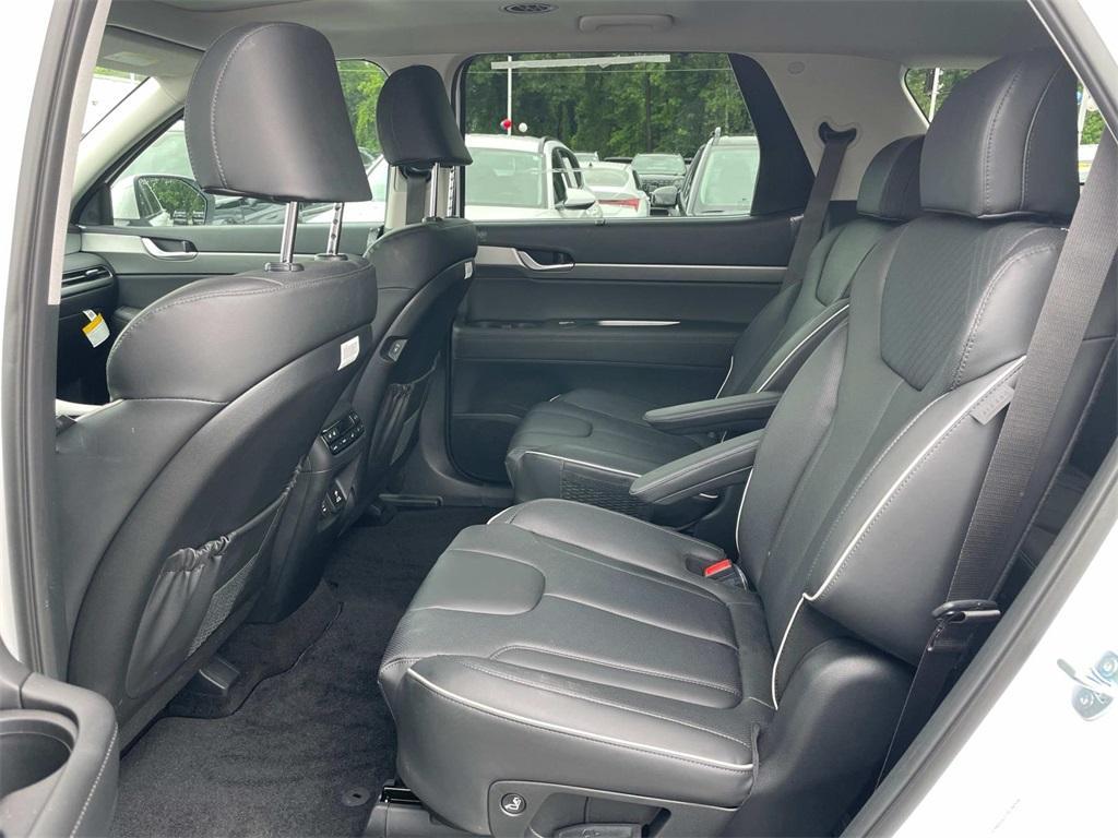 used 2025 Hyundai Palisade car, priced at $43,672