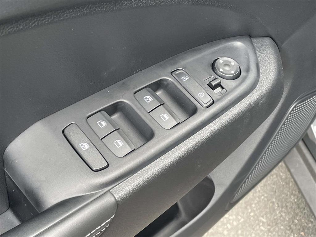 new 2025 Hyundai Venue car, priced at $22,322