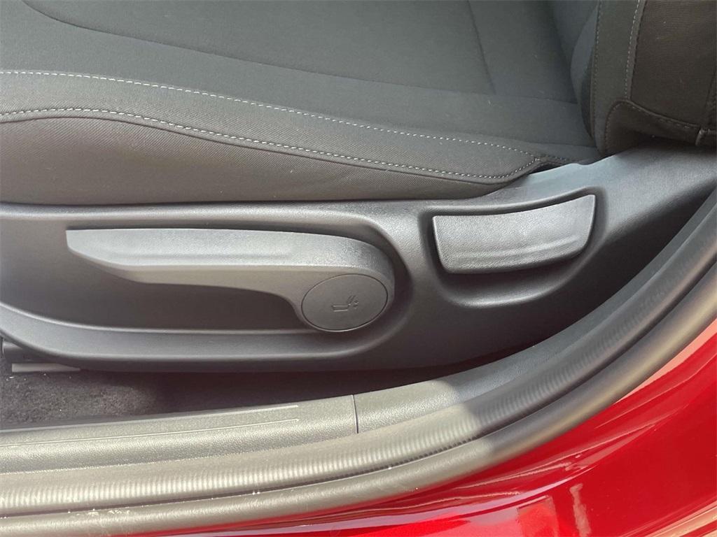 new 2025 Hyundai Elantra car, priced at $24,886