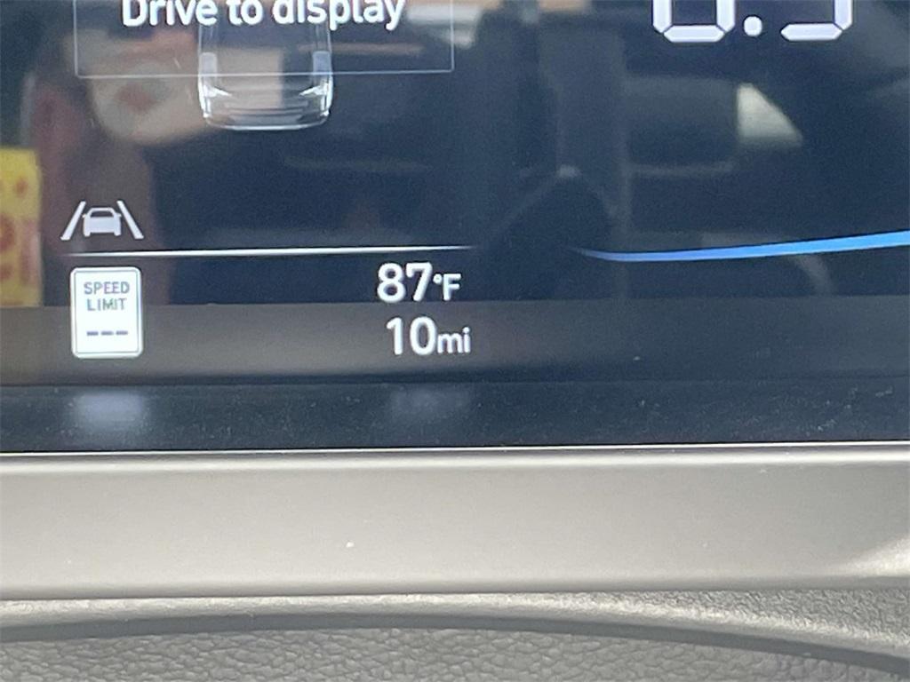 new 2025 Hyundai Elantra car, priced at $24,886