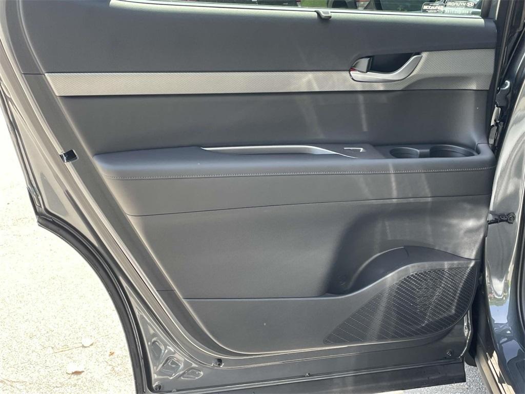 new 2025 Hyundai Palisade car, priced at $47,177