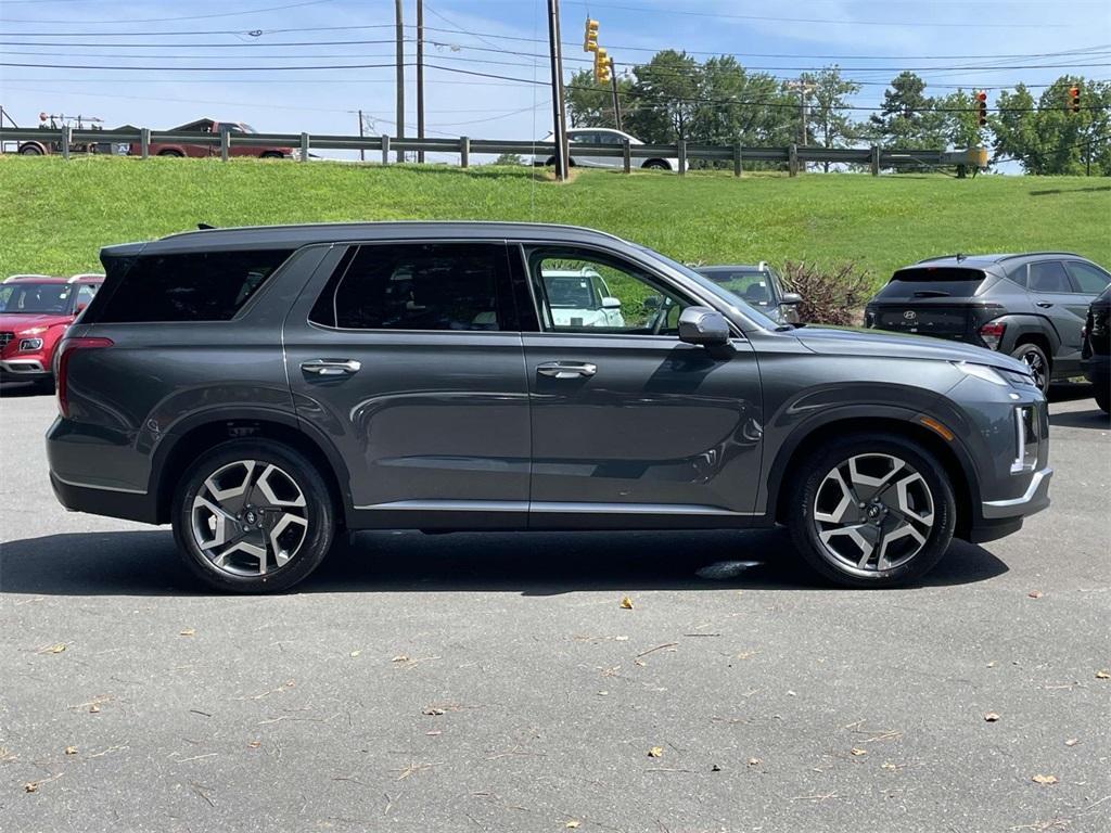 new 2025 Hyundai Palisade car, priced at $47,177