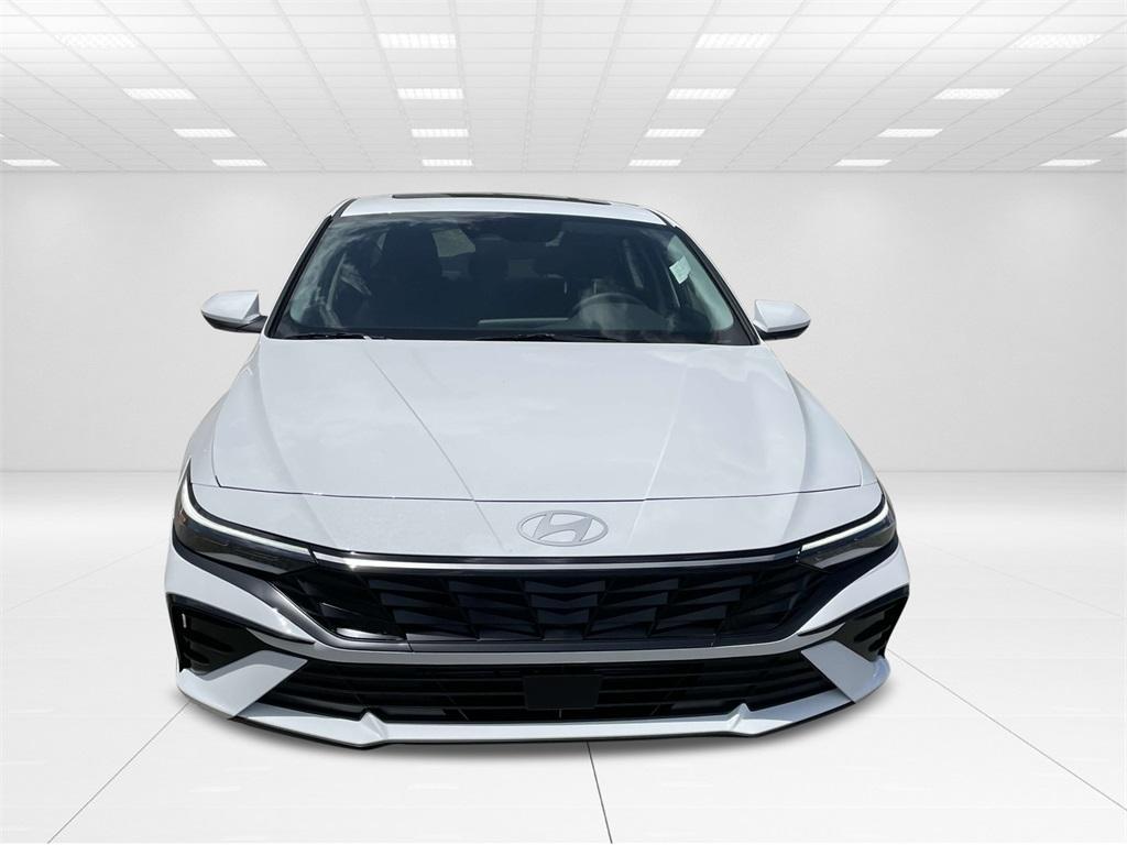new 2025 Hyundai Elantra car, priced at $27,338