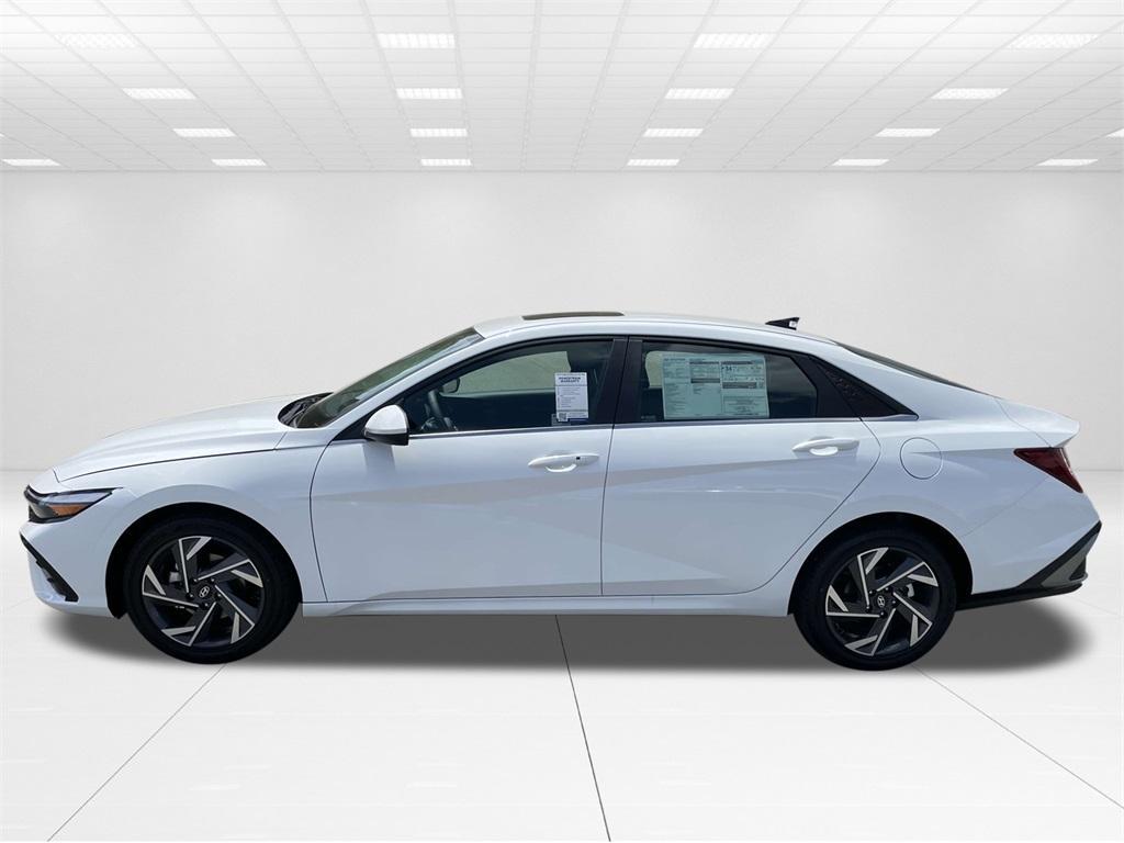 new 2025 Hyundai Elantra car, priced at $27,338