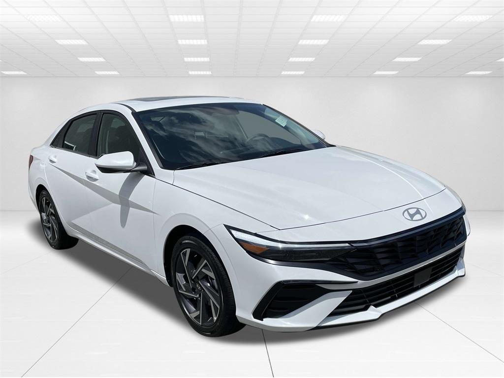 new 2025 Hyundai Elantra car, priced at $27,338