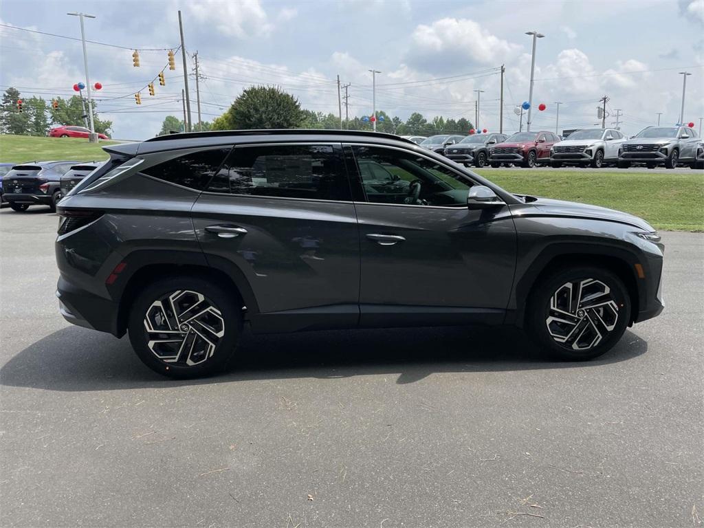 new 2025 Hyundai Tucson car, priced at $39,200