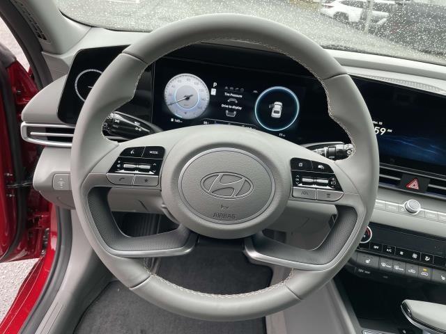 new 2025 Hyundai Elantra car, priced at $27,333