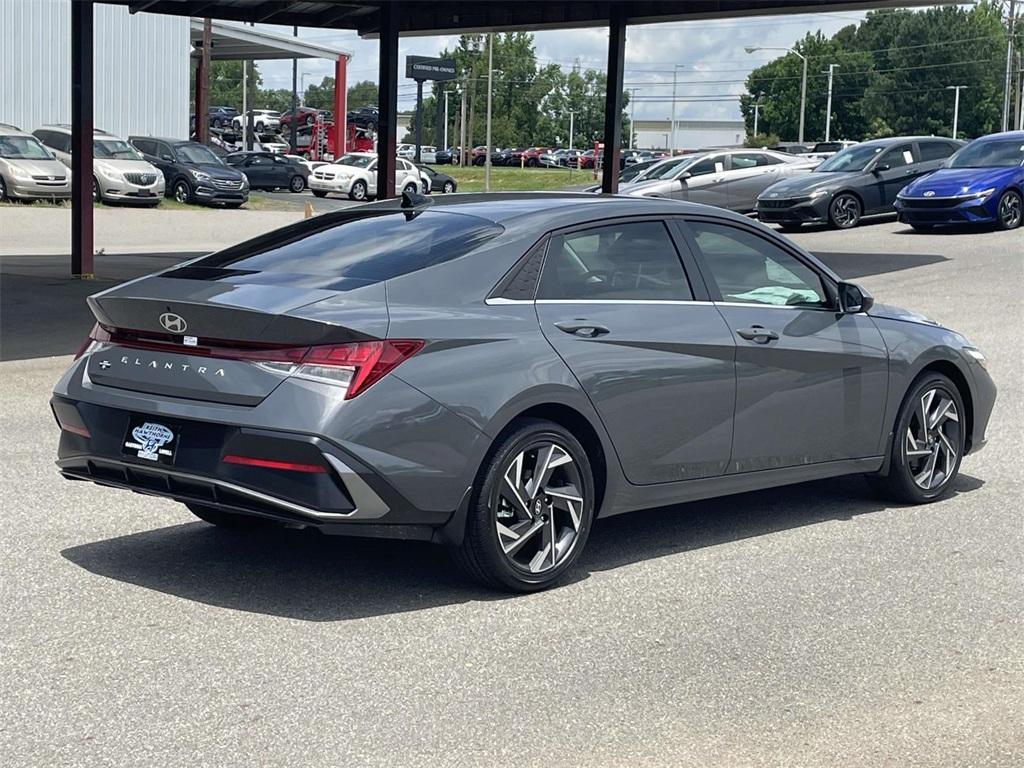 new 2025 Hyundai Elantra car, priced at $26,846