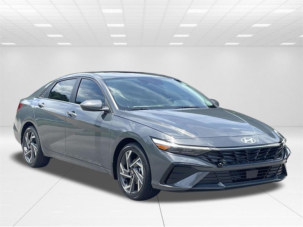 new 2025 Hyundai Elantra car, priced at $26,846