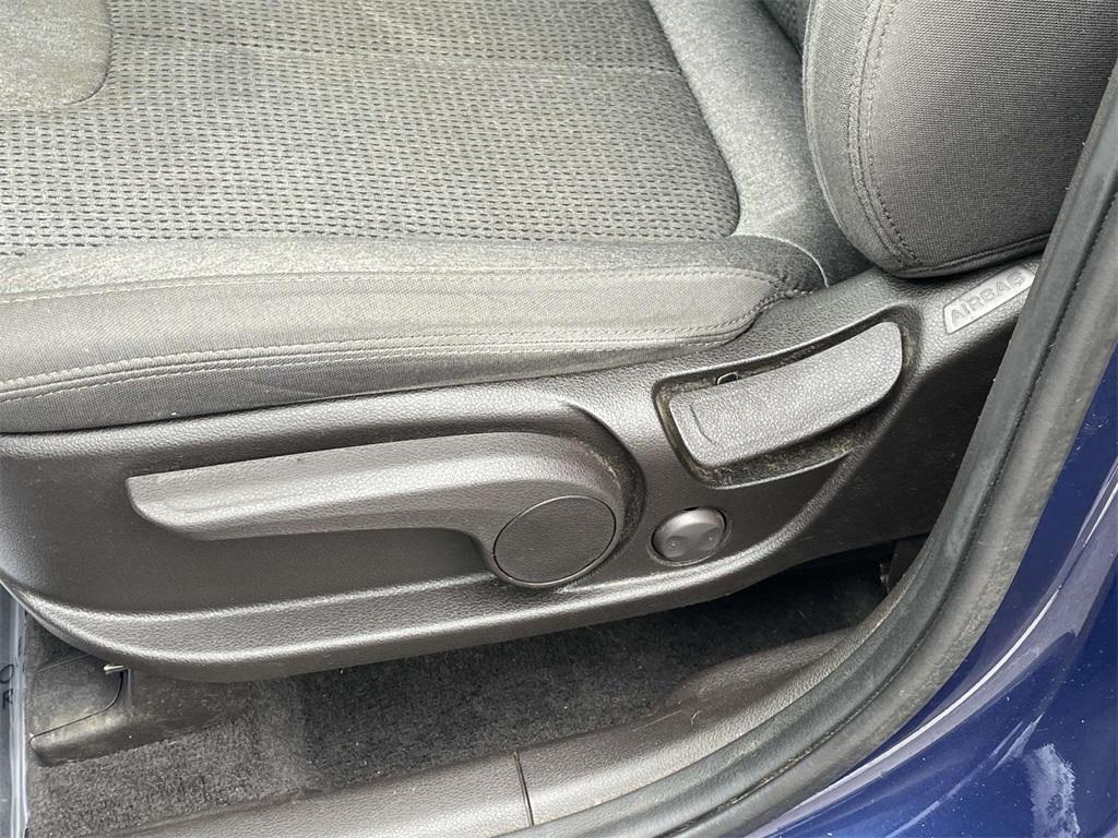 used 2019 Hyundai Santa Fe car, priced at $15,964