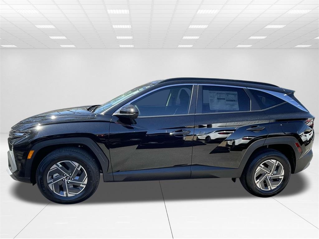 new 2025 Hyundai TUCSON Hybrid car, priced at $34,545