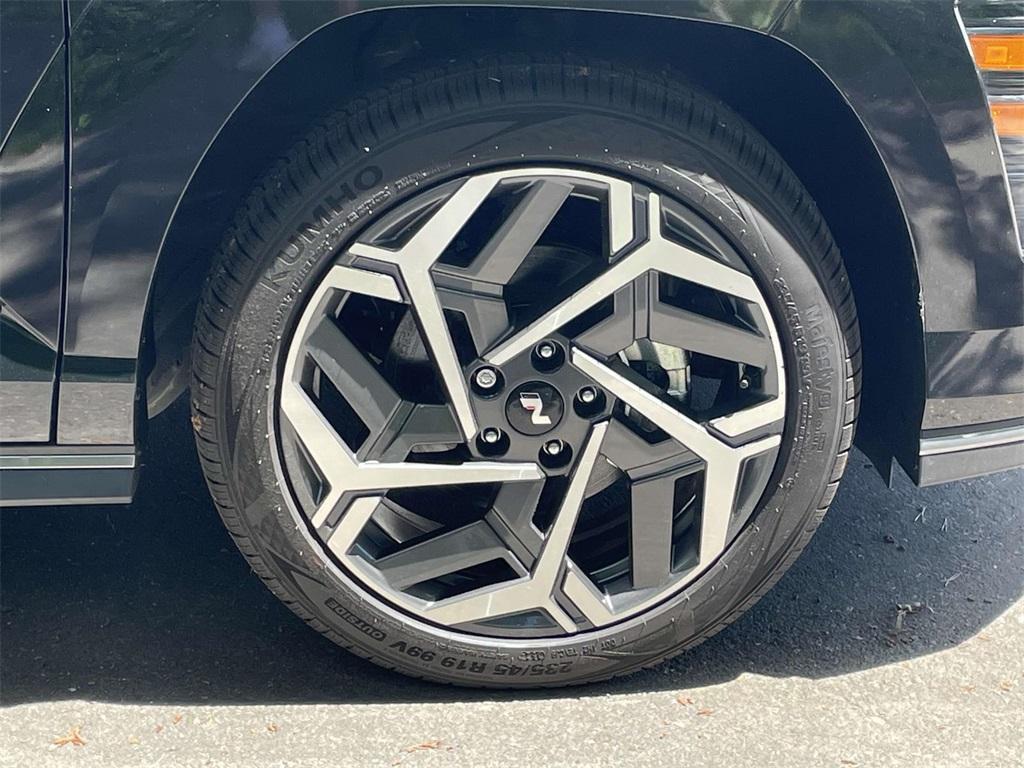 new 2025 Hyundai Kona car, priced at $31,549