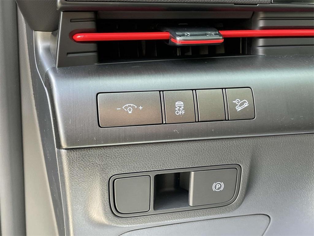 new 2025 Hyundai Kona car, priced at $31,549