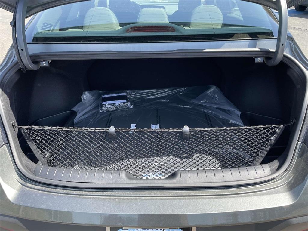 new 2025 Hyundai Elantra car, priced at $24,237