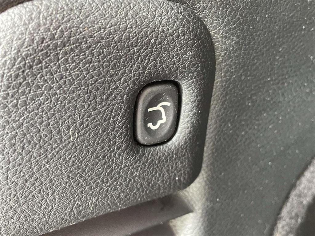 used 2020 Jeep Grand Cherokee car, priced at $23,877