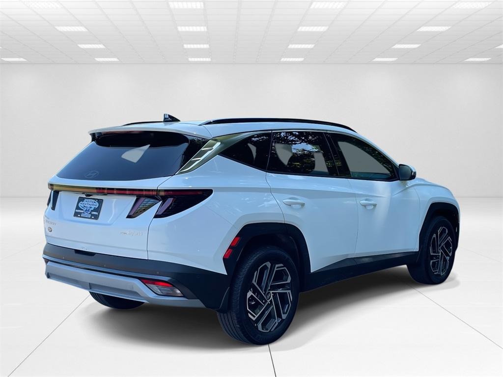 new 2025 Hyundai TUCSON Hybrid car, priced at $44,490