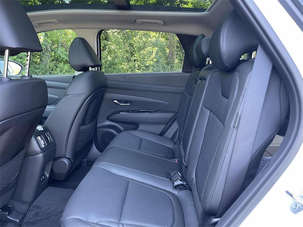 new 2025 Hyundai TUCSON Hybrid car, priced at $44,490