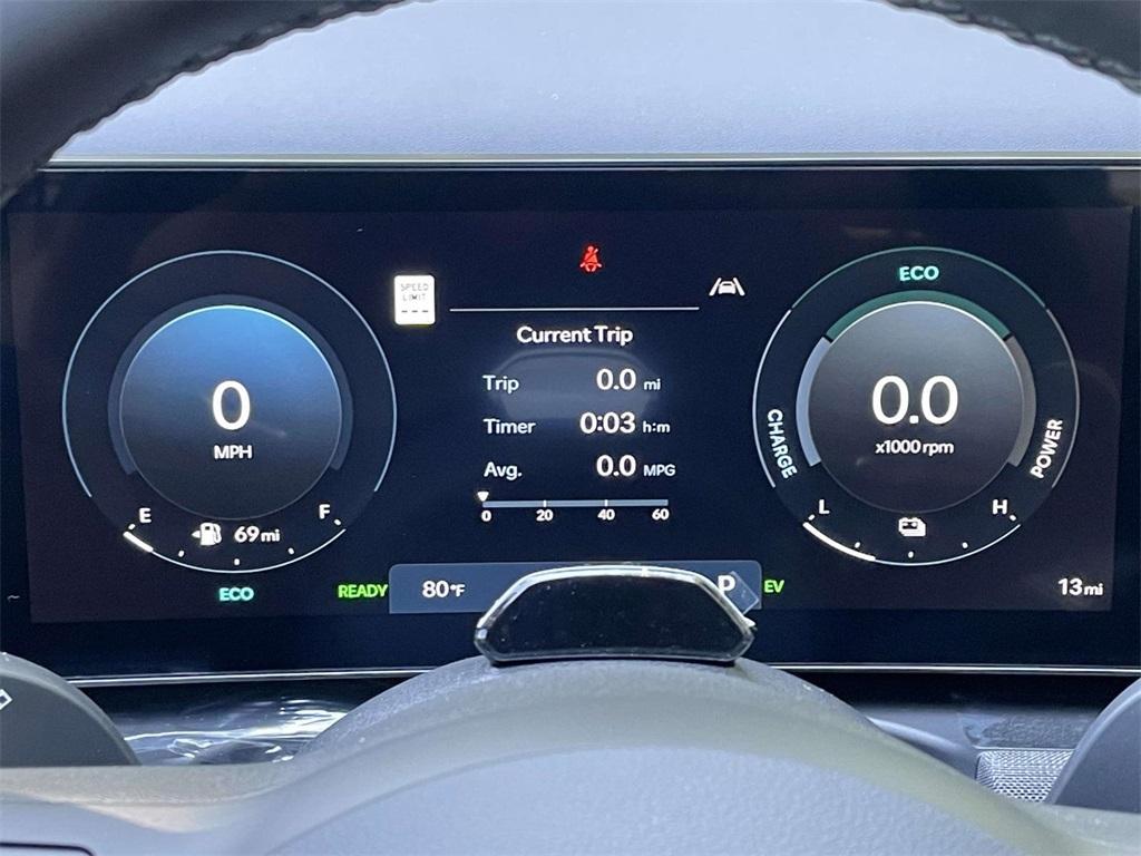 new 2025 Hyundai TUCSON Hybrid car, priced at $44,490