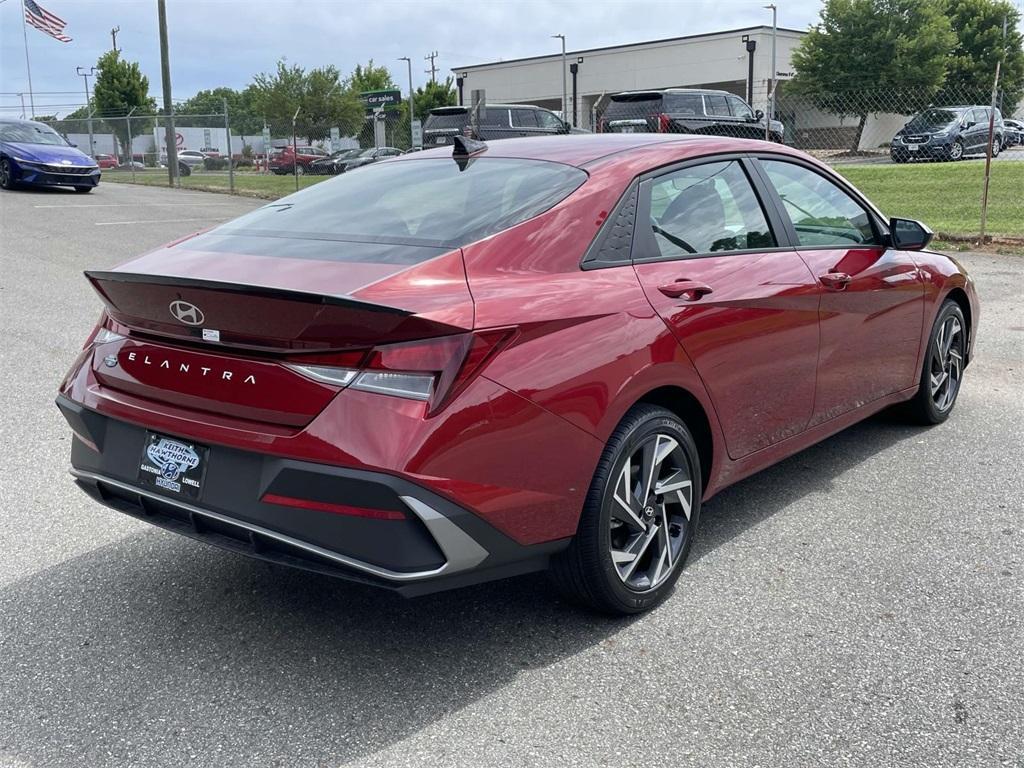 new 2025 Hyundai Elantra car, priced at $24,647